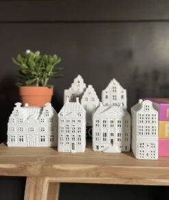 Waxinelichthouder - Set Van 4 - Rembrandthuis - Grachtenpand - Nieuwe Woning - Hollandse Cadeautjes 13 Waxinelichthouder - Set Van 4 - Rembrandthuis - Grachtenpand - Nieuwe Woning - Hollandse Cadeautjes -klevering Winkel 1016x1200 1