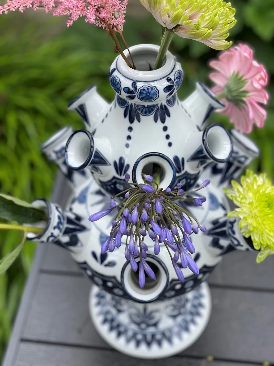 Tulpenvaas - 31 Cm - &Klevering - Tulpenvaas Delfts Blauw - Cadeau Voor Vrouw - Relatiegeschenk - Holland Souvenir - Cadeau Moeder - Housewarming Cadeau 2 Tulpenvaas - 31 Cm - &Klevering - Tulpenvaas Delfts Blauw - Cadeau Voor Vrouw - Relatiegeschenk - Holland Souvenir - Cadeau Moeder - Housewarming Cadeau - Afbeelding 2